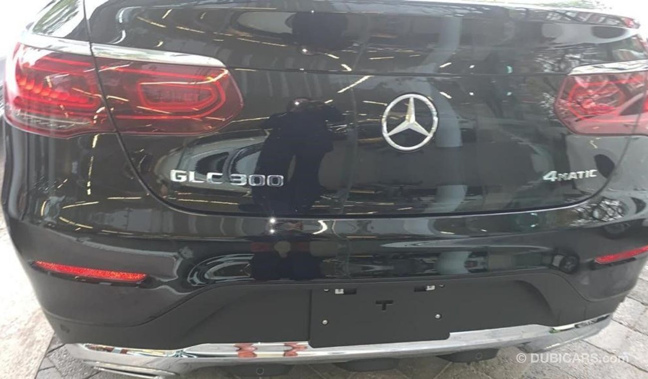 مرسيدس بنز GLC 300 Coupe AWD Avant Garde Brand New