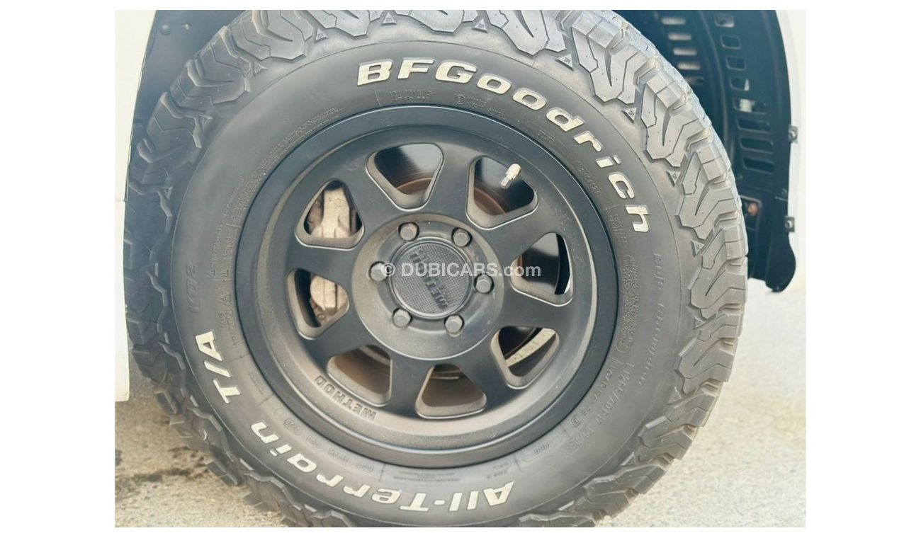 Lexus GX460 Prestige 2390 PM || LEXUS GX 460 4.6 V8 || PEDAL BOX || AVAILABLE ON 0 % DP || GCC