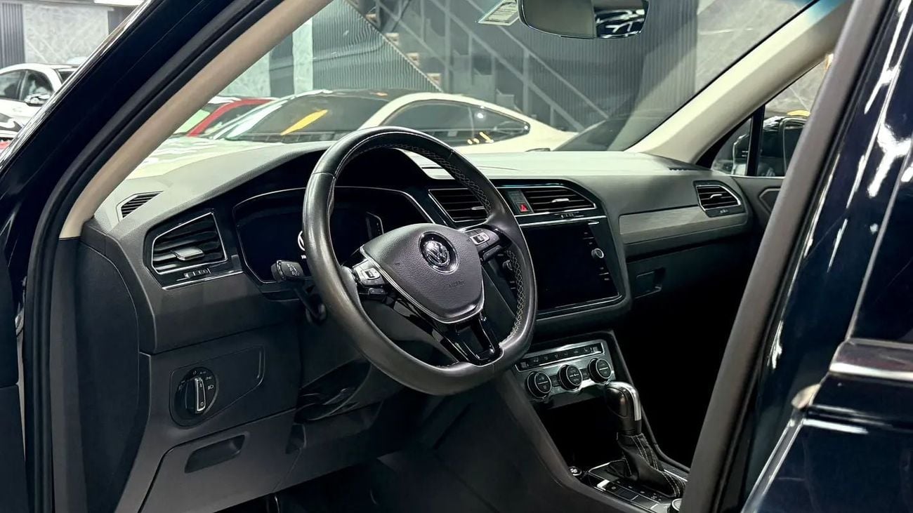 Volkswagen Tiguan ELEGANCE