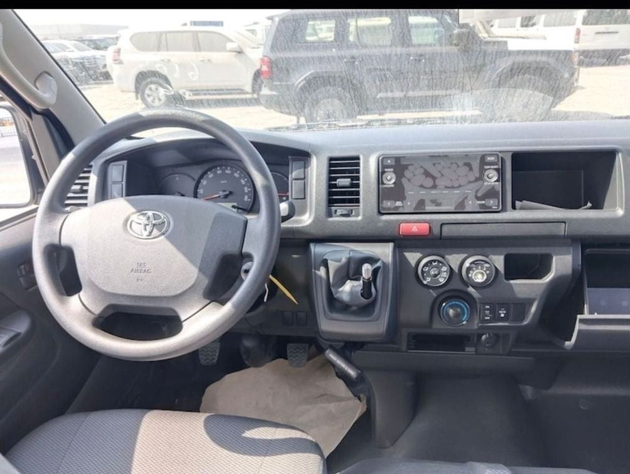 تويوتا هاياس TOYOTA HIACE HIGH ROOF DIESEL 2.5L