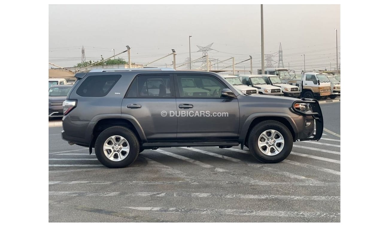 Toyota 4Runner *Offer*2018 Toyota 4Runner SR5 Premium -7 Seater - 4.oL V6 /  - UAE PASS