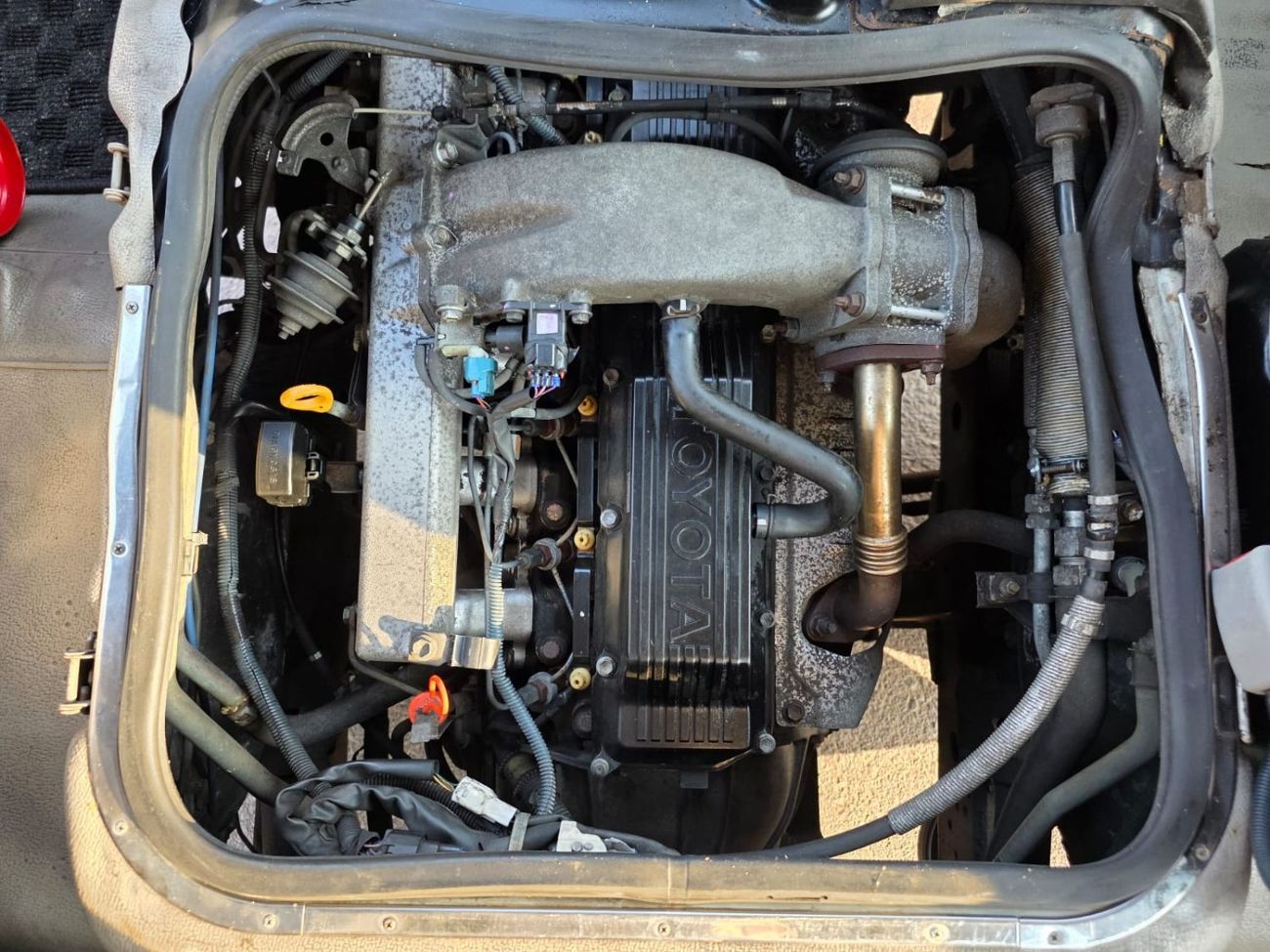 Toyota Coaster TOYOTA COASTER BUS RHD 2003 MODEL 4.2 L DIESEL AUTOMATIC(PM12173)