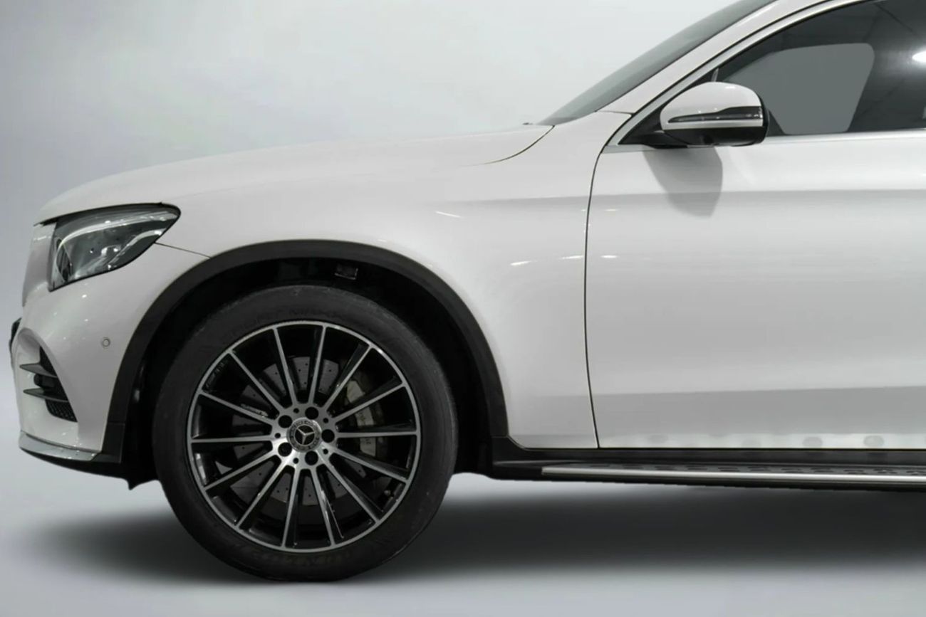 مرسيدس بنز GLC 250 4MATIC