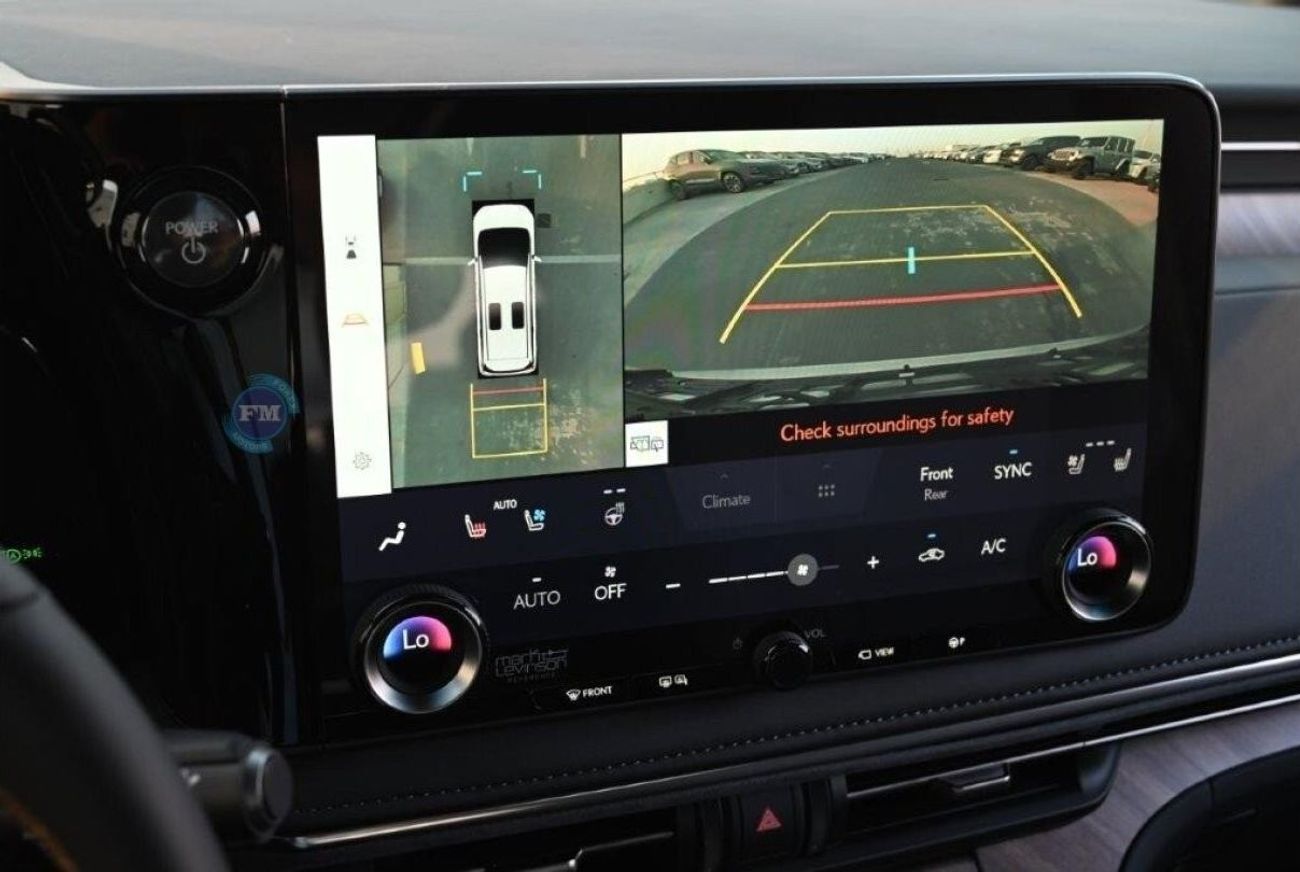 لكزس LM 350h 2.5L Automatic