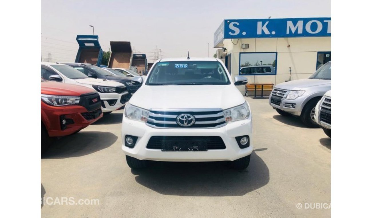 تويوتا هيلوكس 2.4L DIESEL, 4X4 TURBO ENGINE, REVO BODY SHAPE- SPECIAL DEAL