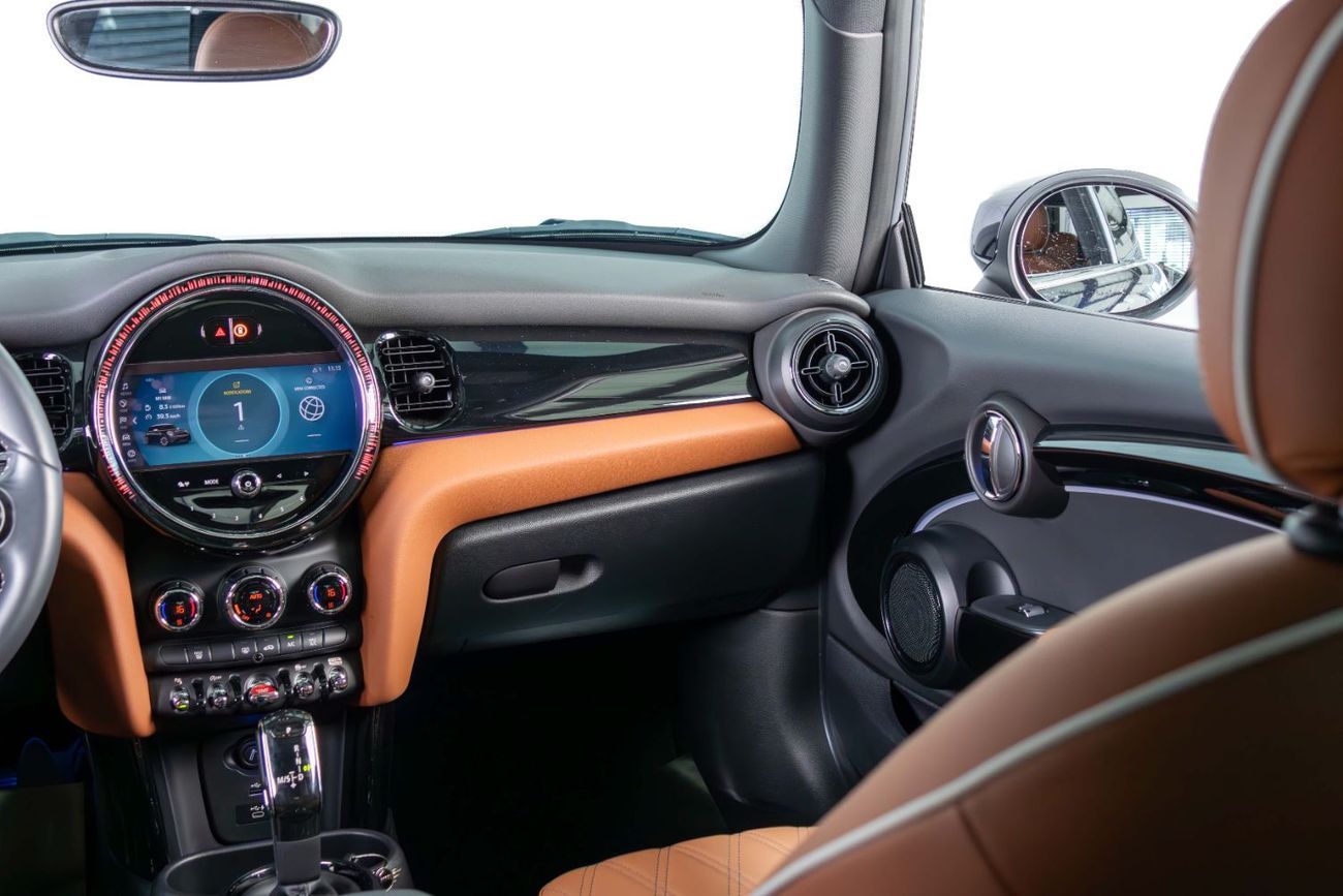 ميني كوبر إس Full Service History - Low Millage - Mint Condition - GCC Specs - Single Owner