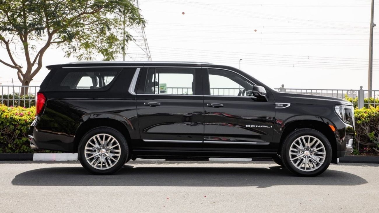 GMC Yukon Denali XL 4WD/GCC/5 years warranty/2023. Local Registration +5%