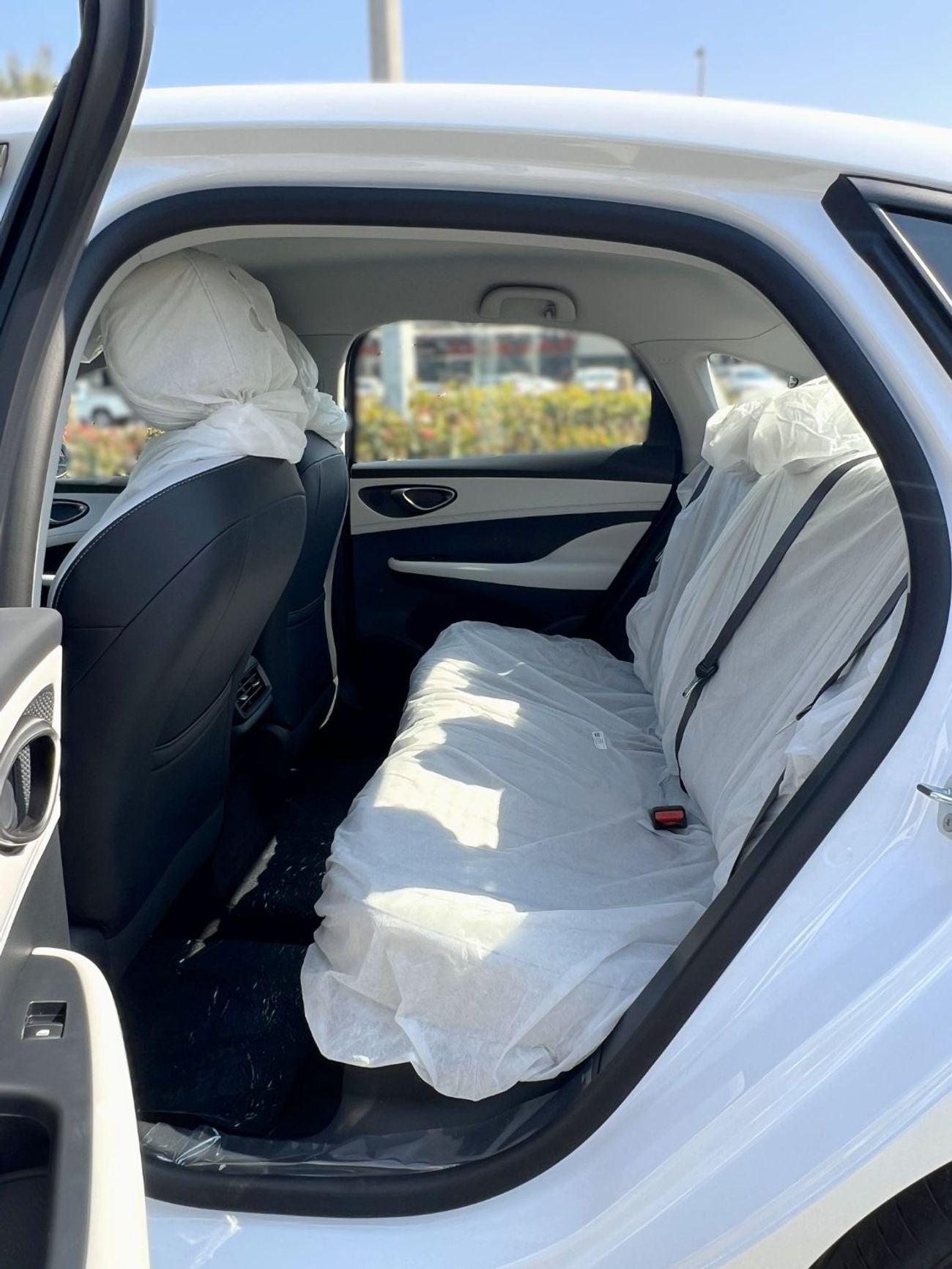 بي واي دي سيل 05 DM-i BYD Seal 05 DM-i (PHEV)-1.5L-Model: 2025 (Warranty 5Years)