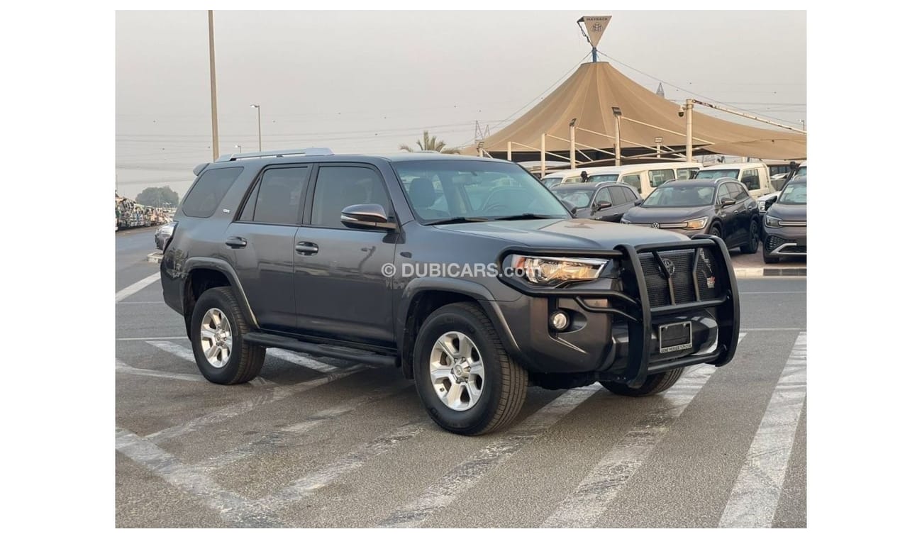 Toyota 4Runner *Offer*2018 Toyota 4Runner SR5 Premium -7 Seater - 4.oL V6 /  - UAE PASS