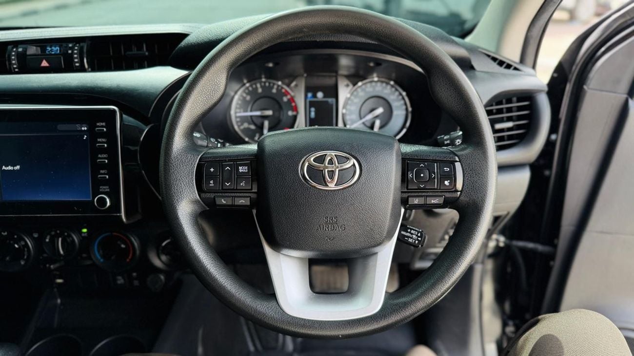 تويوتا هيلوكس 2020 | 2.8 DIESEL ENGINE | AT | RHD | HEAVY SPORTS BAR |  ROOF MOUNTED LED LIGHTS | BOOT COVER |  PR