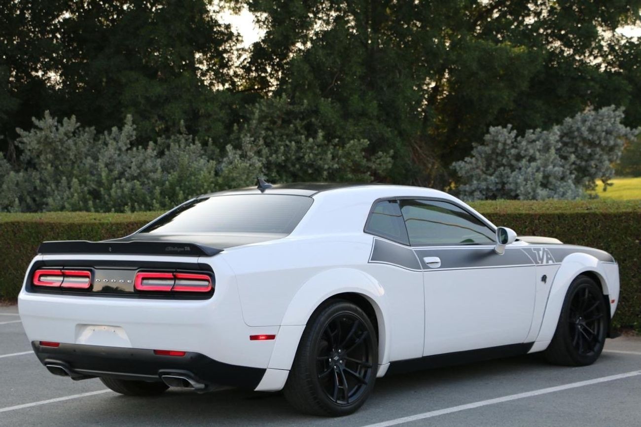 دودج تشالينجر SRT 392 دودج تشالنجر اس ارتي تا اي قير عادي وارد امريكا