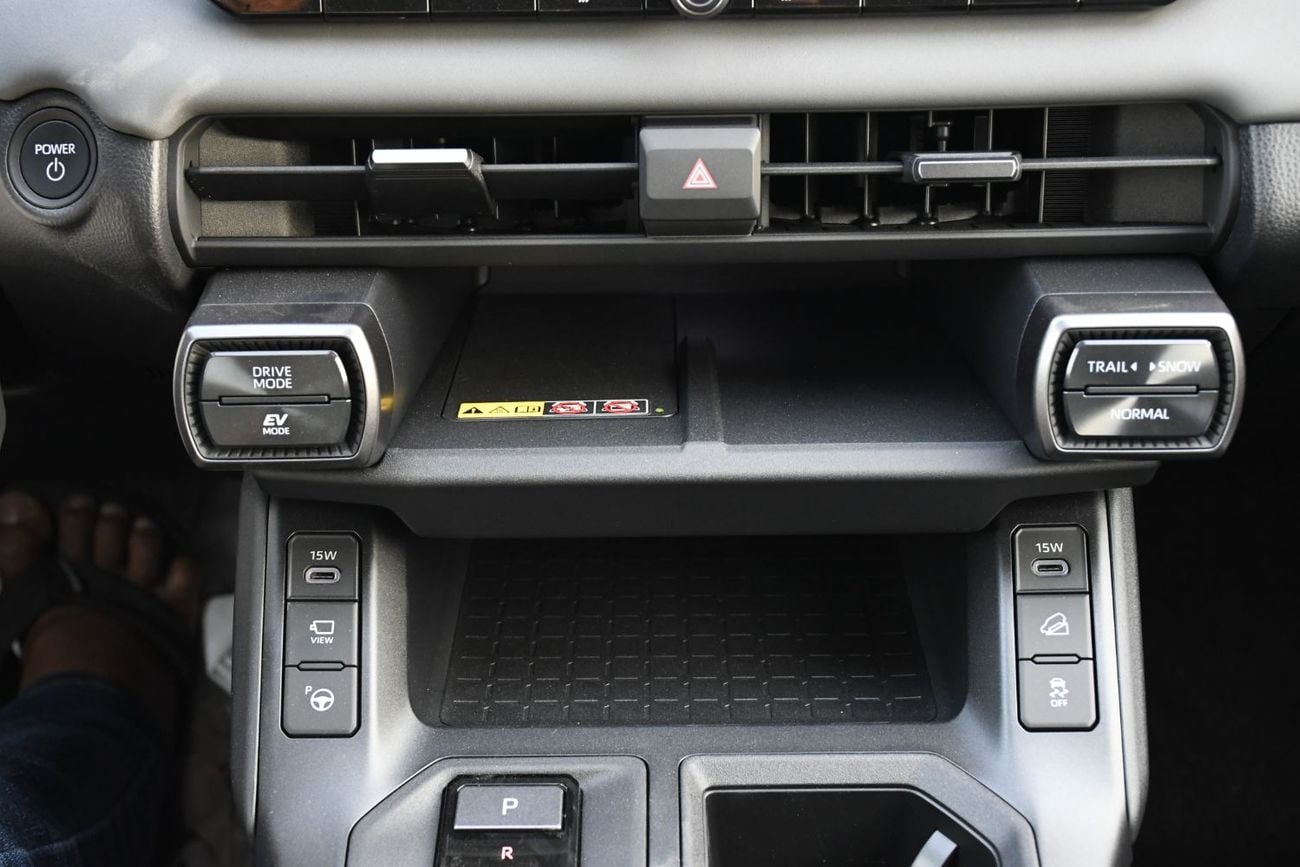Toyota RAV4 XSE HEV