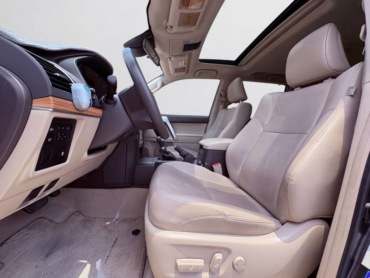 Toyota Prado VXR FULL OPTION | TOYOTA PRADO VXR | 4.0L V6 4WD | AGENCY WARRANTY TILL 2028 | 2023