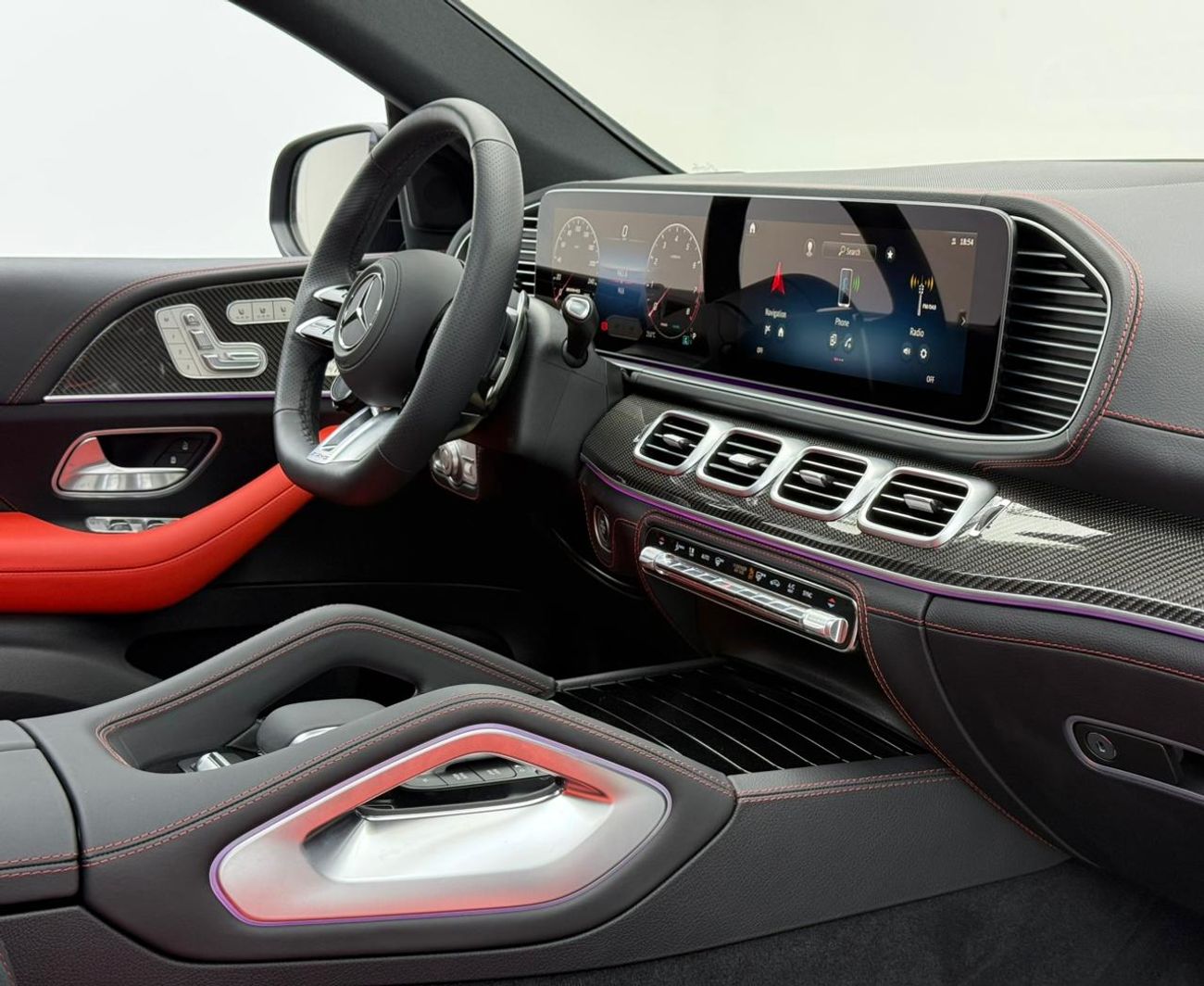 مرسيدس بنز GLE 53 AMG AMG 4MATIC+ 2025 Mercedes-Benz GLE 53 AMG ,EMC Warranty ,Excellent Condition ,GCC