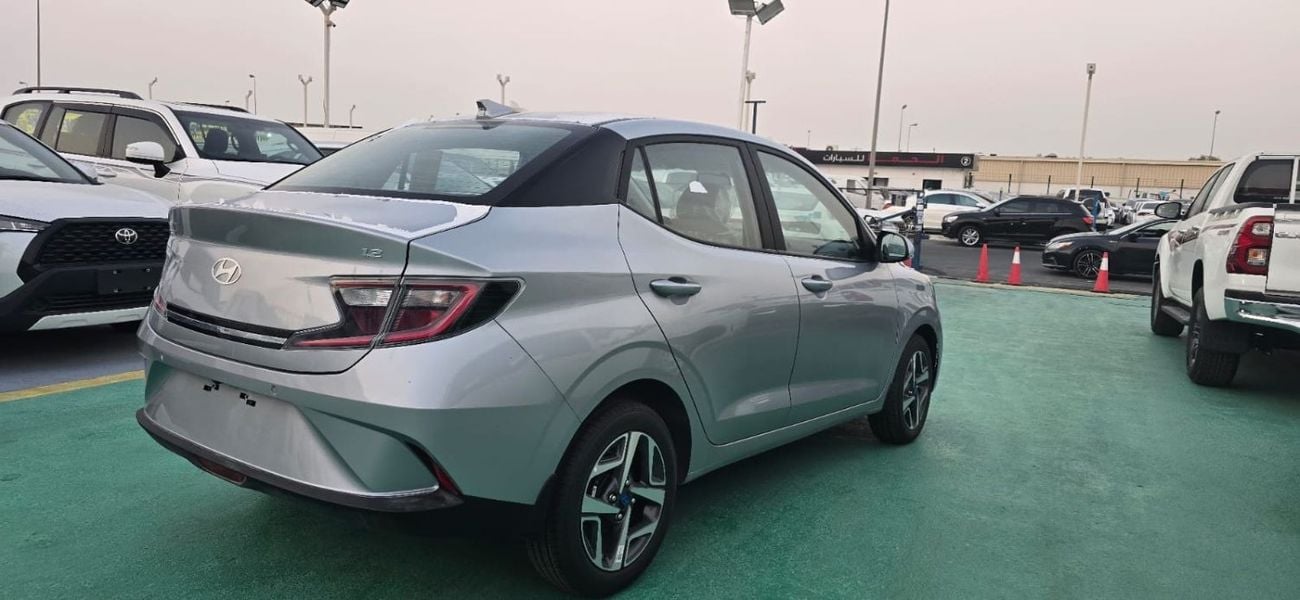 Hyundai Grand i10 AI3 AT 1.2L Hatchback FWD 5 Doors, Model 2024