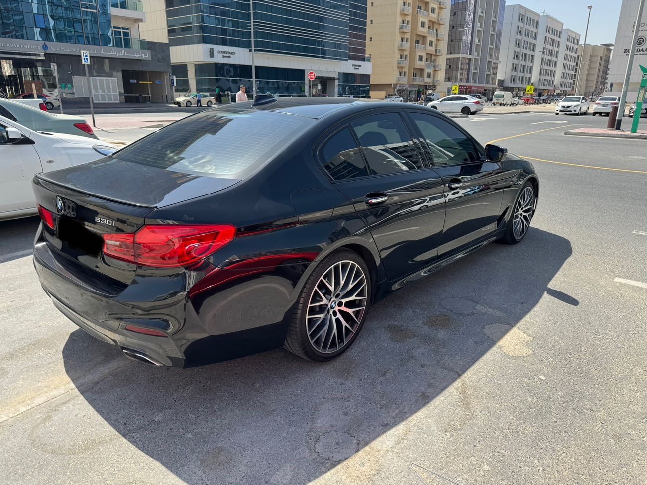 BMW 530i Luxury M Sport Package 2.0L