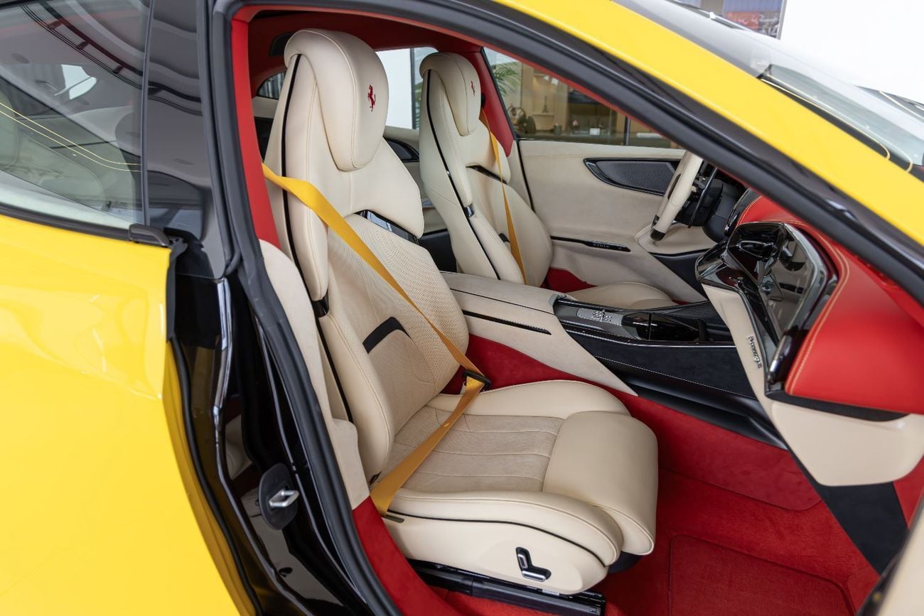 فيراري بوروسانجوي STD FERRARI PUROSANGUE | FULL CARBON INTERIOR | FULLY LOADED | 2025