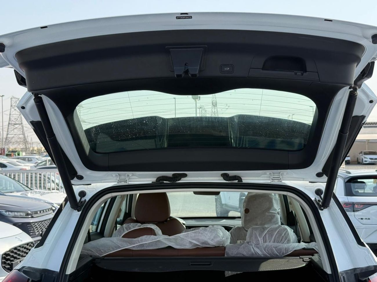 Geely Azkarra LUXURY GL 1.5L Petrol 2023 Export Price @ 53,500 AED