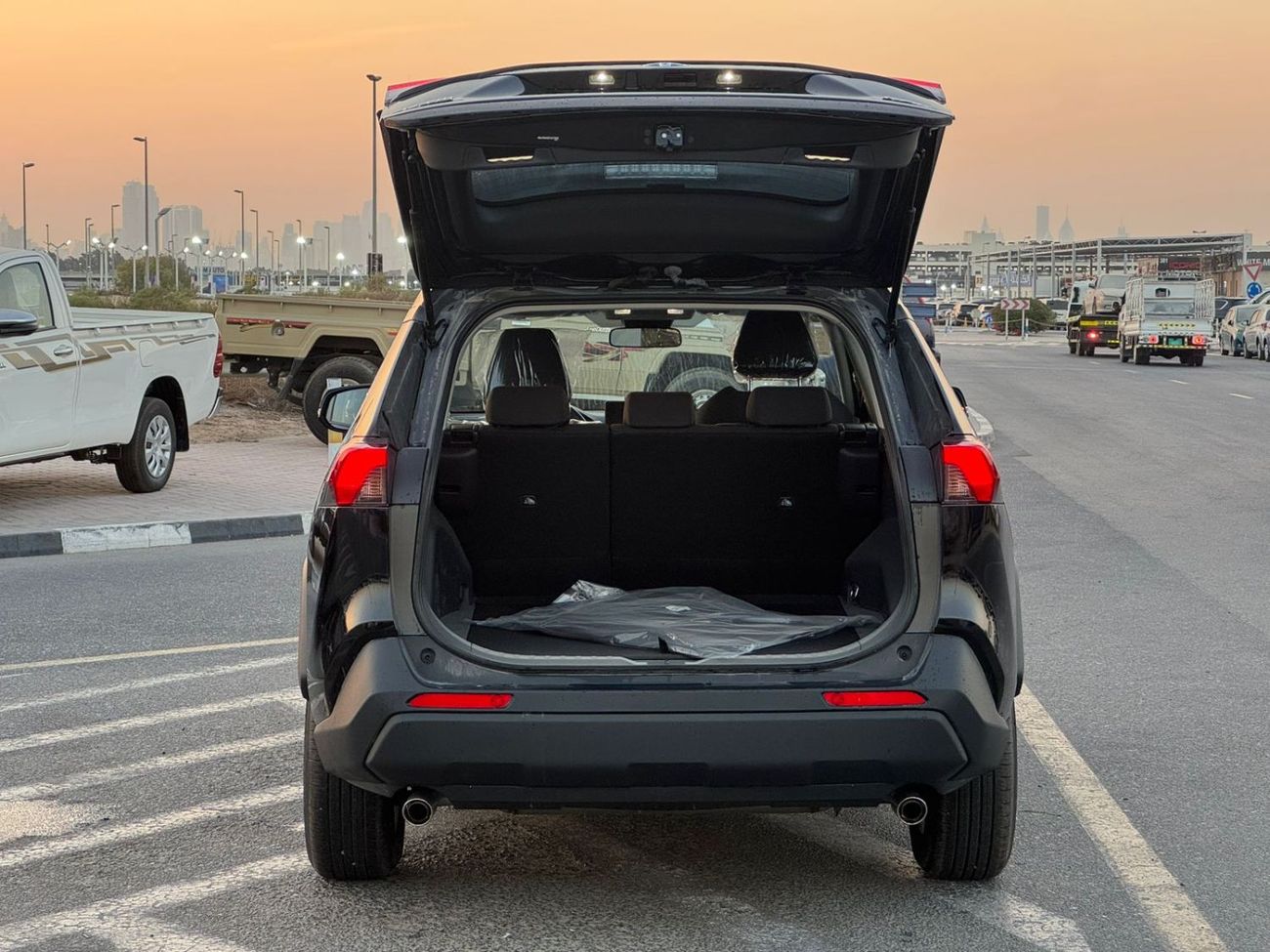 Toyota RAV4 2025 TOYOTA RAV 4 2.0L PETROL A/T STANDARD OPTION CHINESE SPEC