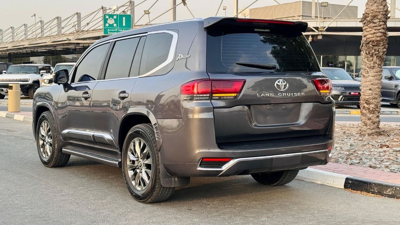 Toyota Land Cruiser MODIFIED TO LC 300 2025 | 4.0L PETROL ENGINE | LHD | AUTOMATIC TRANSMISSION | 4WD