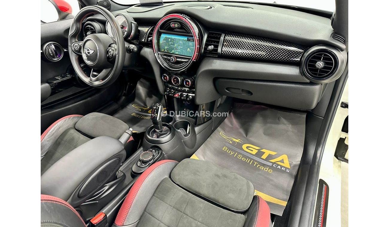 Mini John Cooper Works 2018 Mini Cooper JCW, Service History, Warranty, Low kms, GCC Specs
