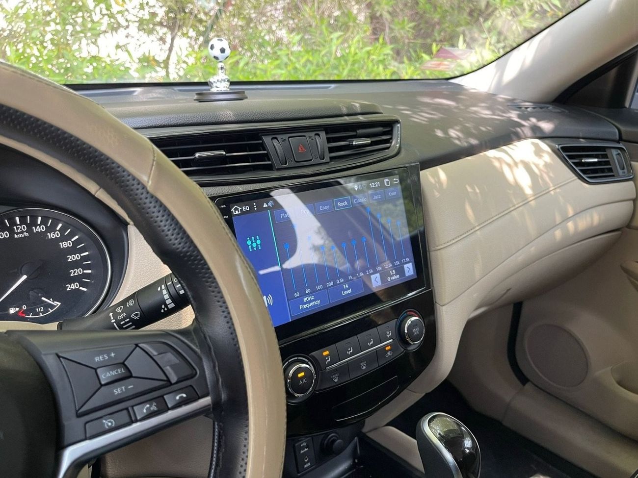 Nissan XTrail SV NISSAN X-TRAIL   MODEL 2019  V4    L2,5   Excellent Condition (GCC  _ SPEC) - VERY GOOD CONDITION