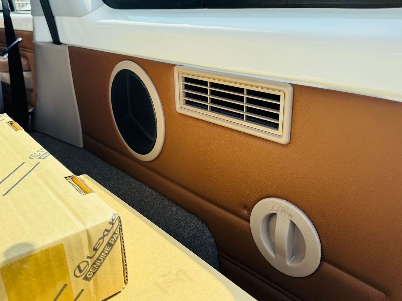 Toyota Land Cruiser TOYOTA LC76 5DOOR 4.0L PTR GCC A/T F/O WHITE 2025