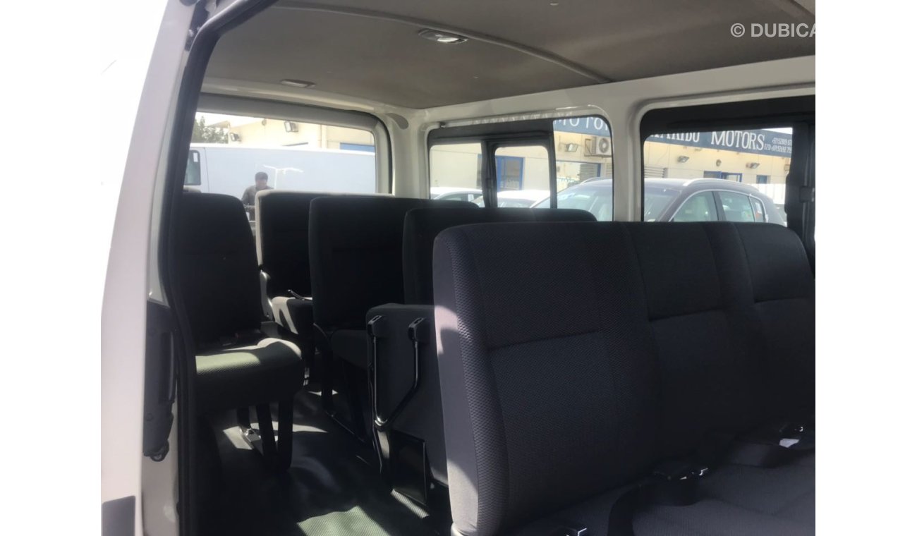 Toyota Hiace 15 seat