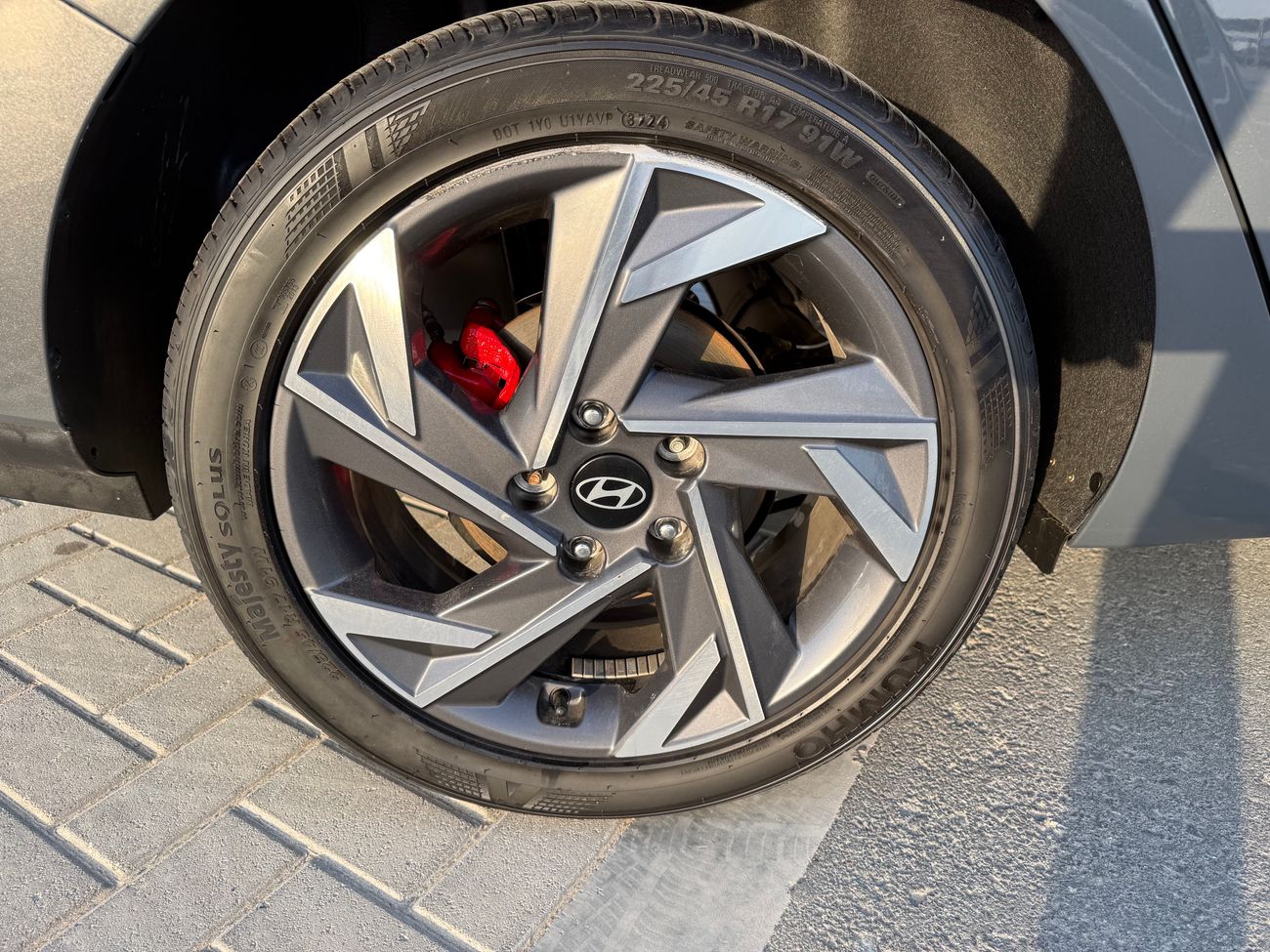 هيونداي إلانترا