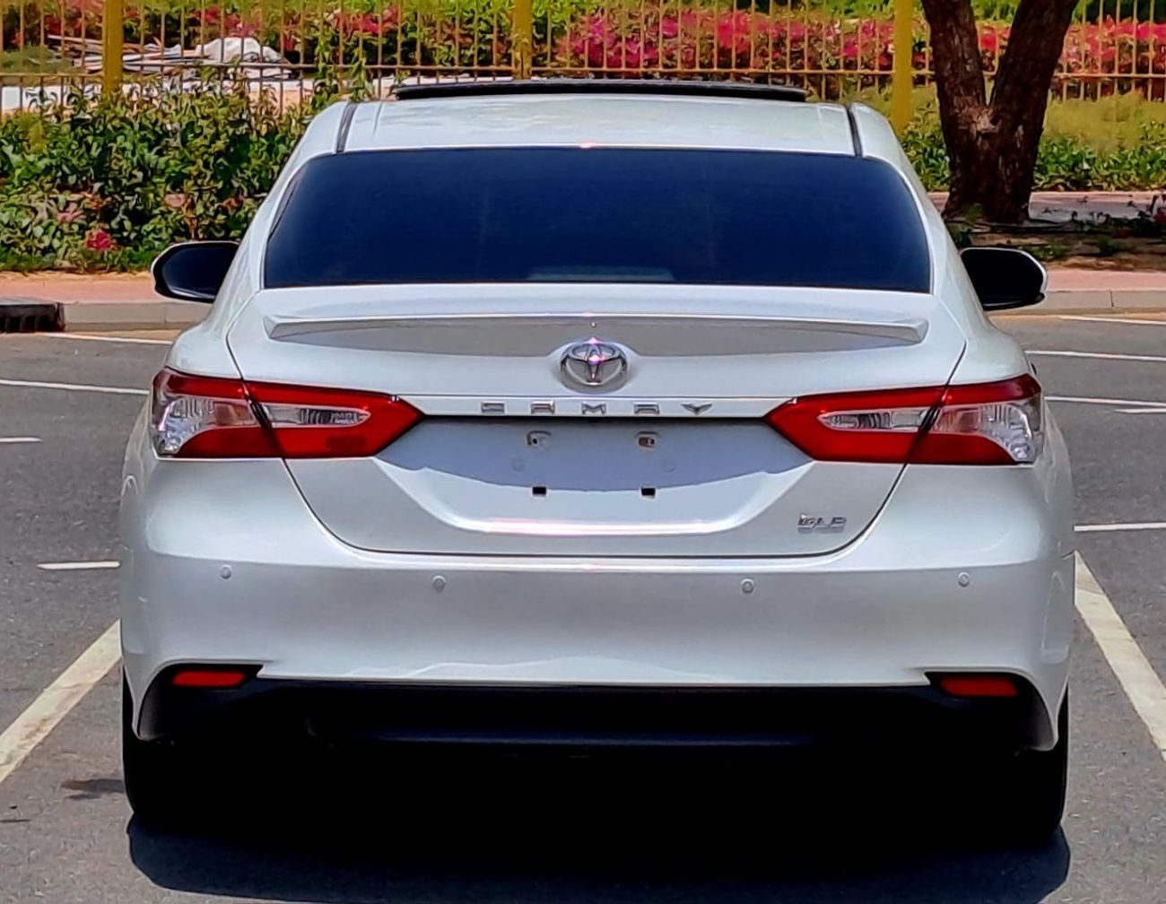 Toyota Camry GLE 2.5L (204 HP) 2019 2.5L FULL OPTION (999/-MONTHLY)