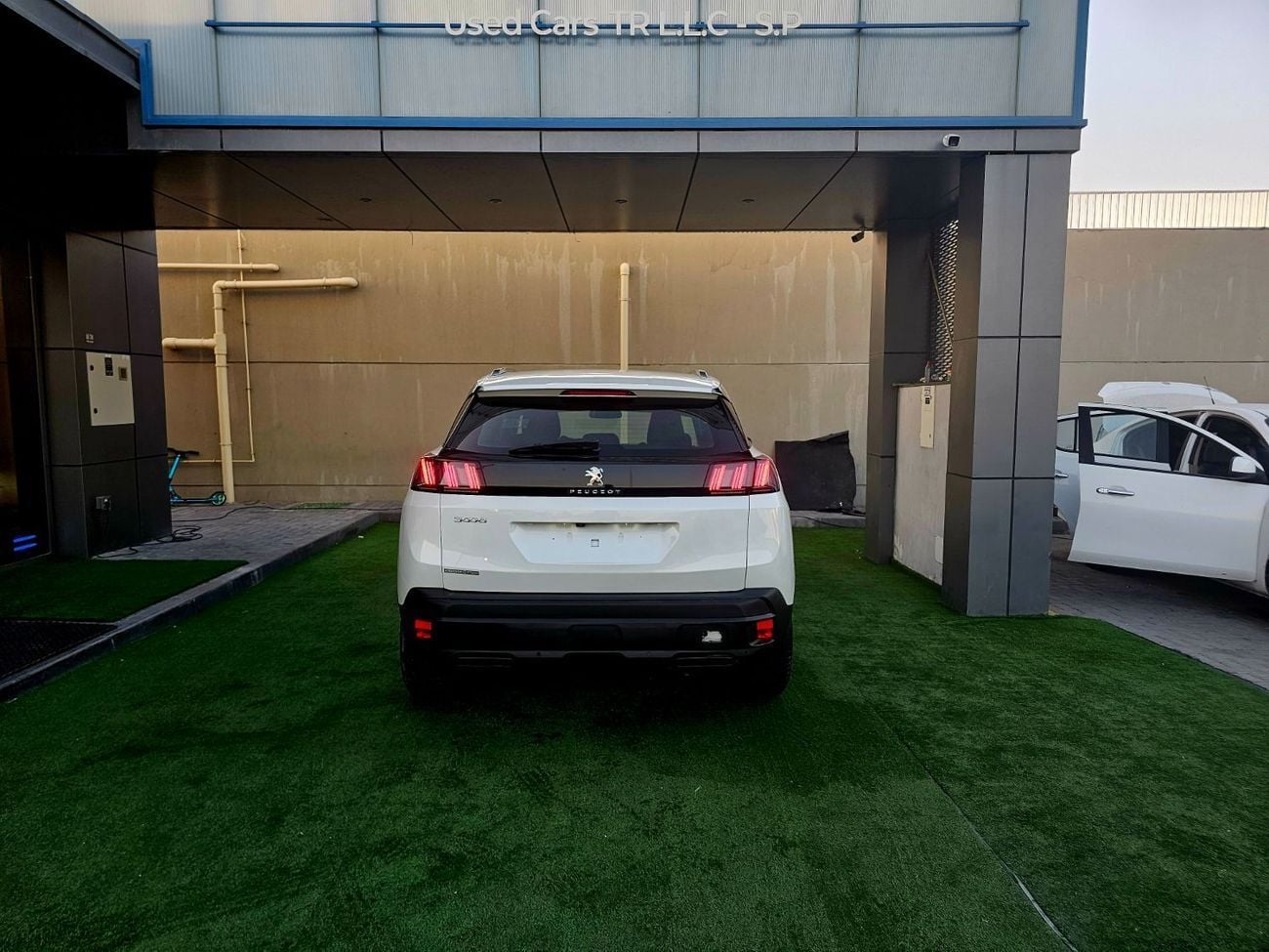 بيجو 3008 / 1.6 V4/ ORIGINAL PAINT/ SINGLE OWNER/ LOW KMS