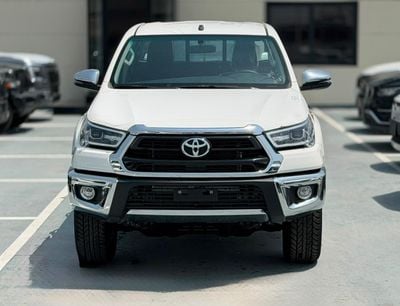 Toyota Hilux SR5 (NON GCC) SR5 2.7L Petrol 4WD 2026 Export Price @ 132,500 AED