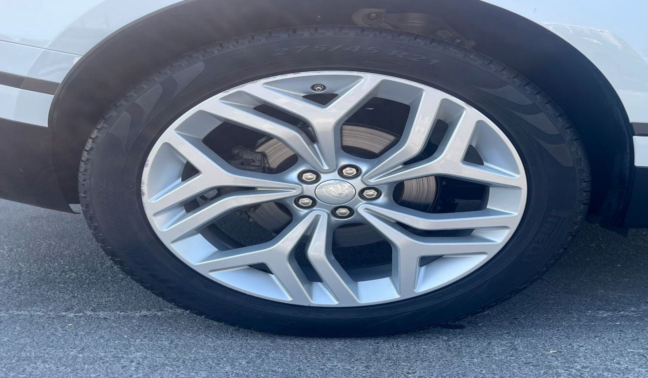 لاند روفر رينج روفر فيلار P250 R-Dynamic SE 2.0L