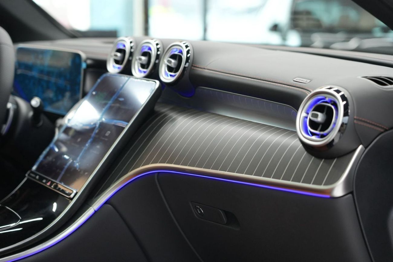 مرسيدس بنز GLC كوبيه 200 Mercedes-Benz GLC 200 Coupe | 2026 GCC 0 km | Agency Warranty |  Premium Plus