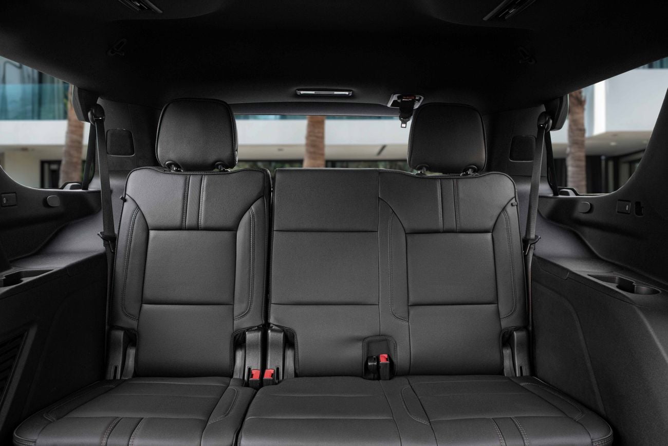 Chevrolet Tahoe Tahoe RST | 4,113 P.M | 0% Downpayment | TAHOE RST 6.2L V8 CHEVROLET WARRANTY!