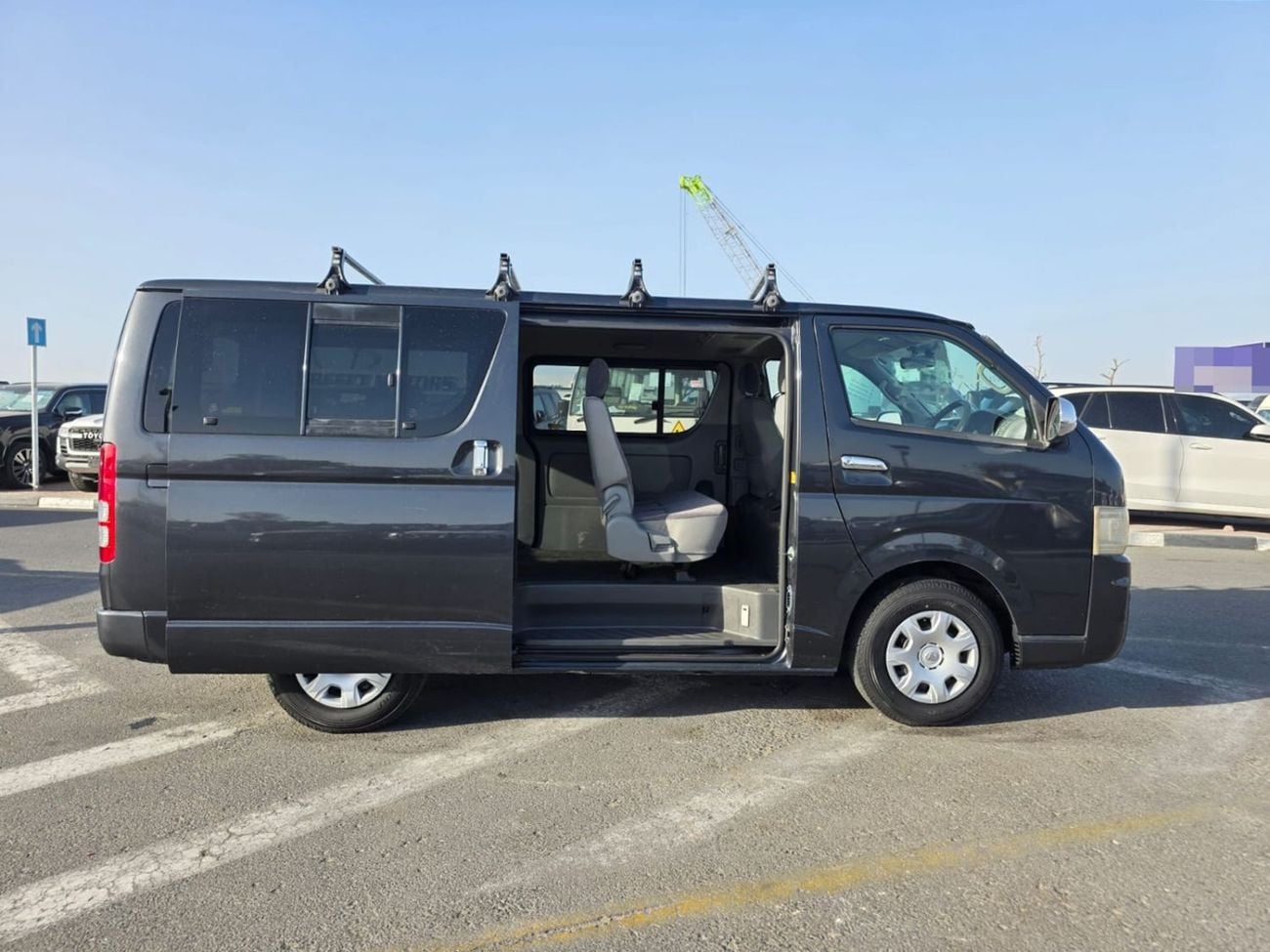 Toyota Hiace TOYOTA HIACE  VAN RHD 2007 MODEL 2.0 L PETROL AUTOMATIC(PM51149)