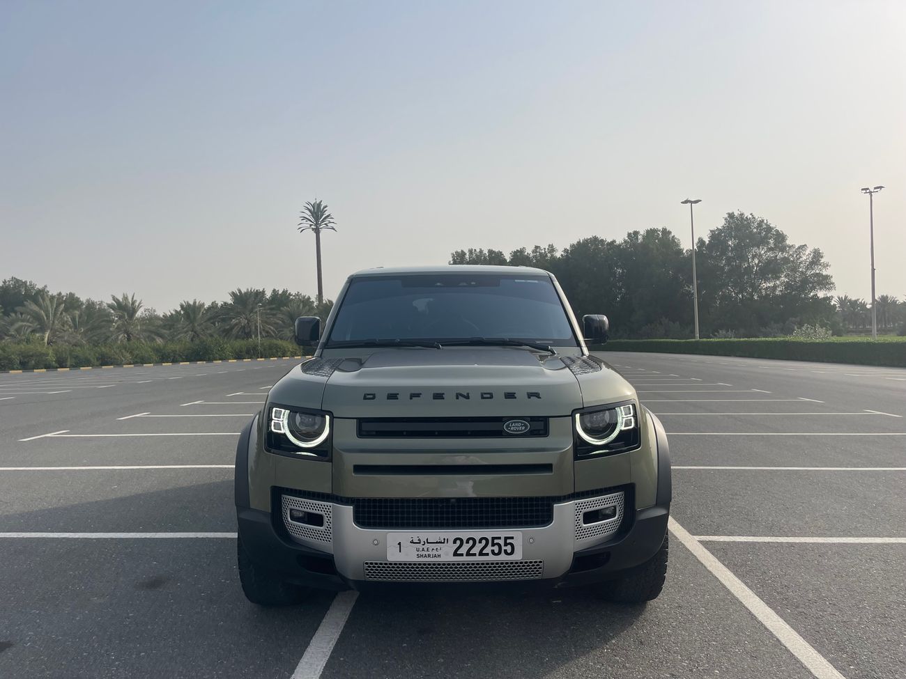 Land Rover Defender P400 SE