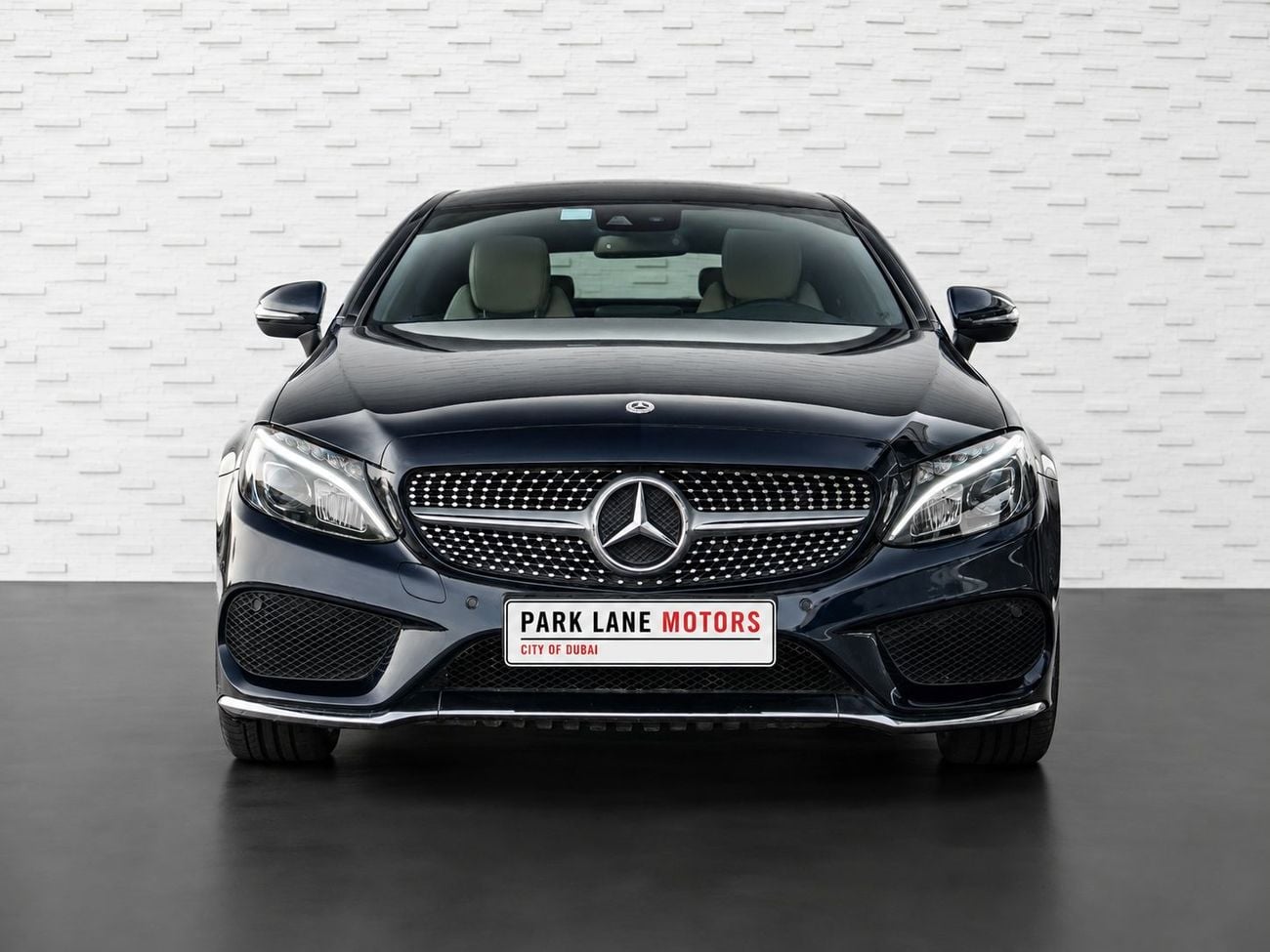 مرسيدس بنز 200 AMG