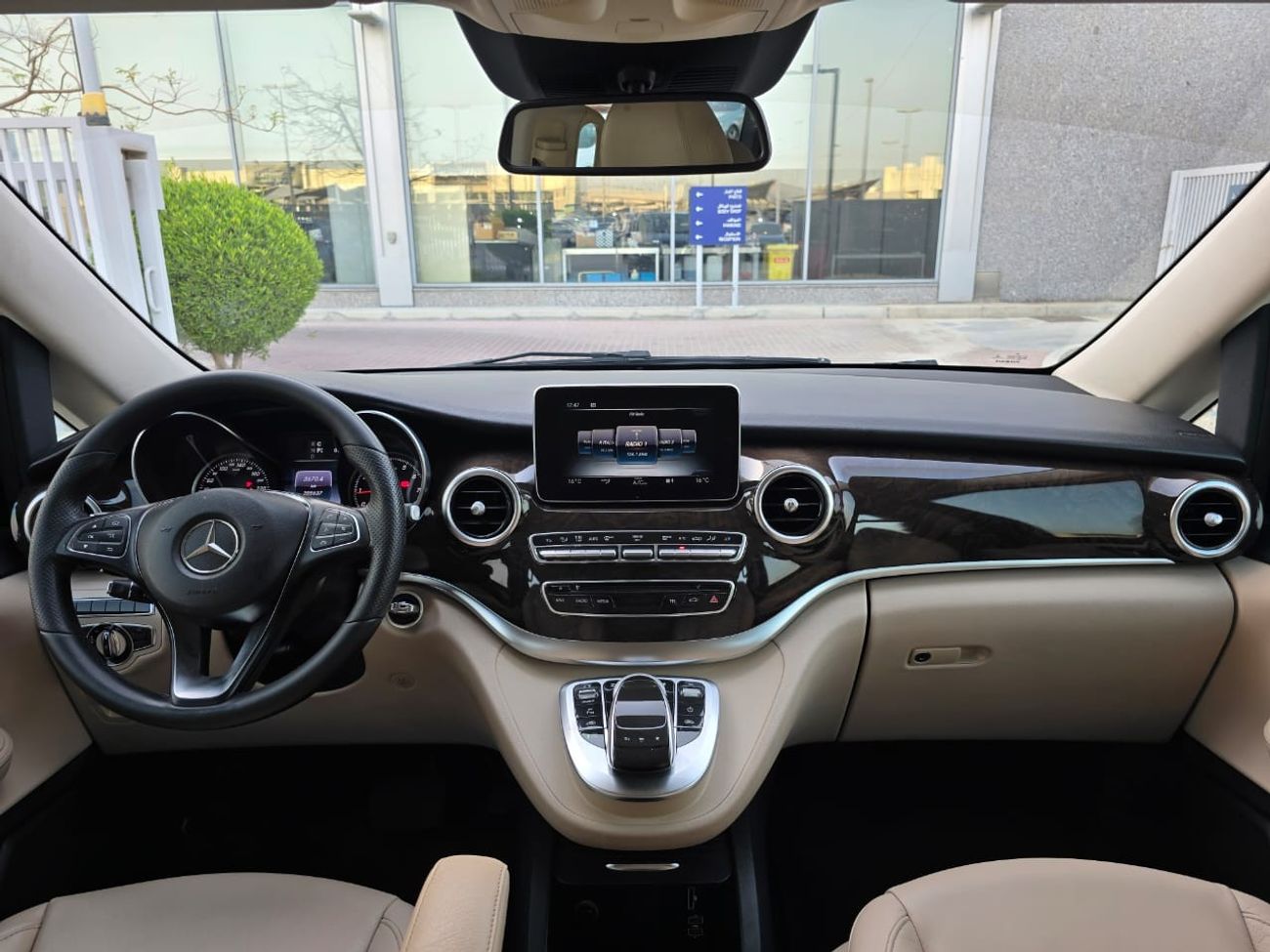 مرسيدس بنز V 250 اكسكلوسيف