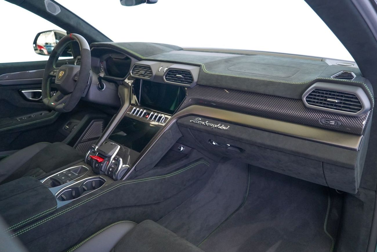 Lamborghini Urus 4.0T V8 Performante