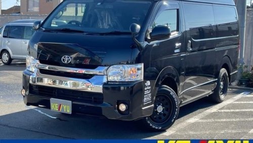 Toyota Hiace TRH219W