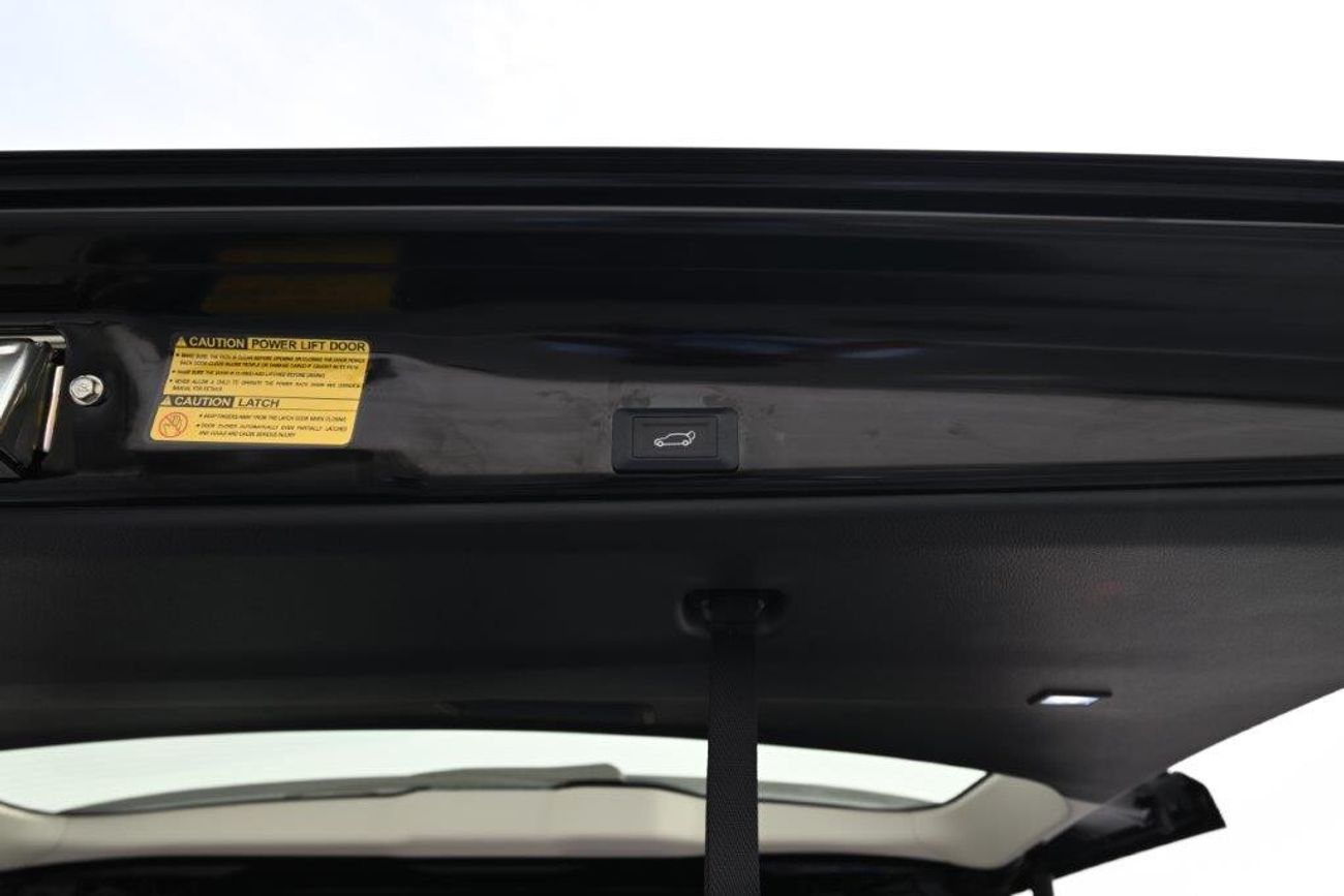 Toyota Granvia Premium V6 3.5L 6 Seater Automatic -Euro 4