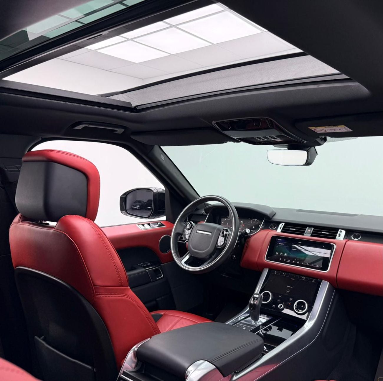 Land Rover Range Rover Sport 2020 Range Rover Sport HSE Dynamic V8, Warranty, Full Range Rover Service History, Very Low Km, GCC