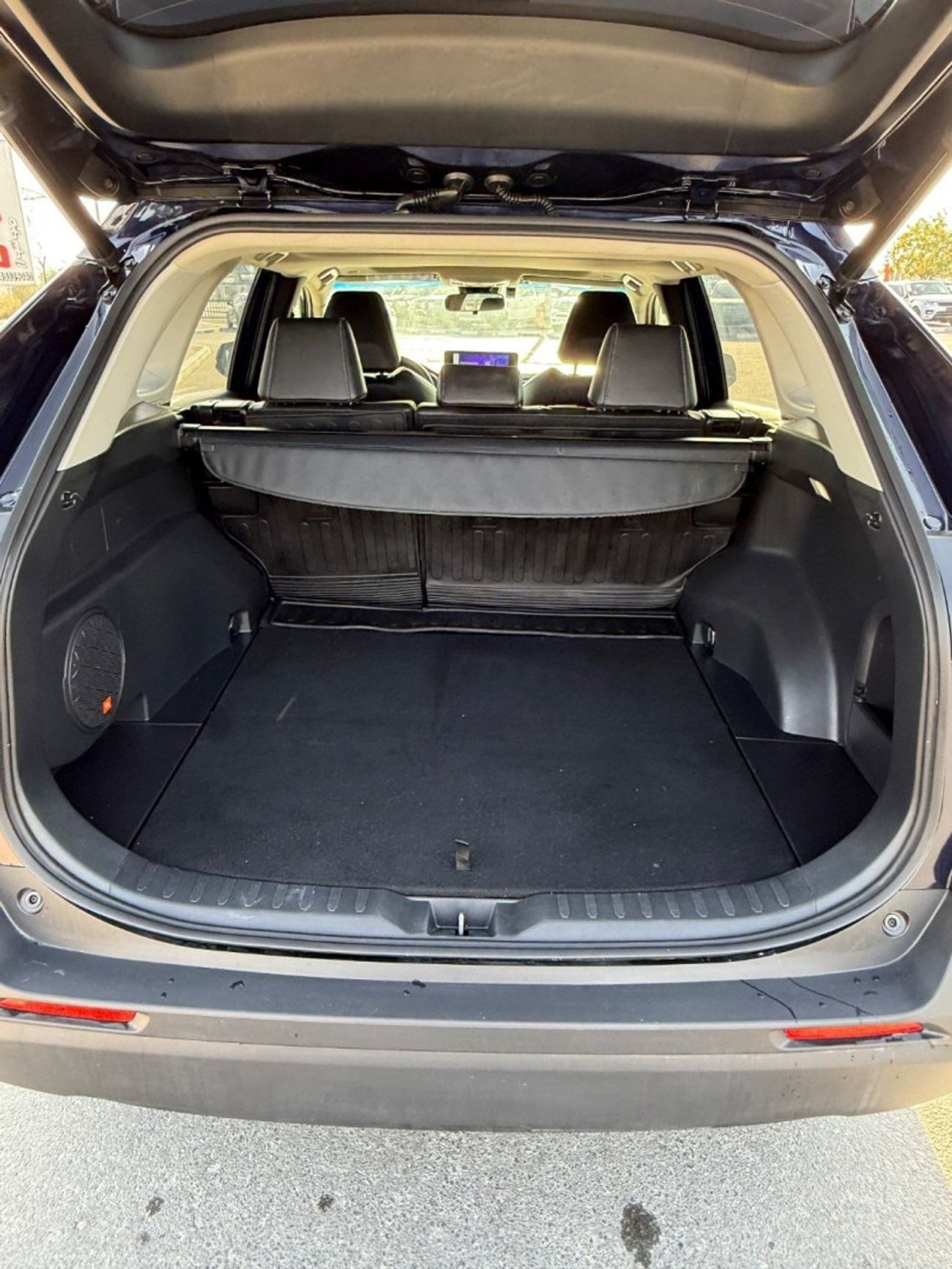 تويوتا راف ٤ RAV4 xle premium Hybrid 4x4