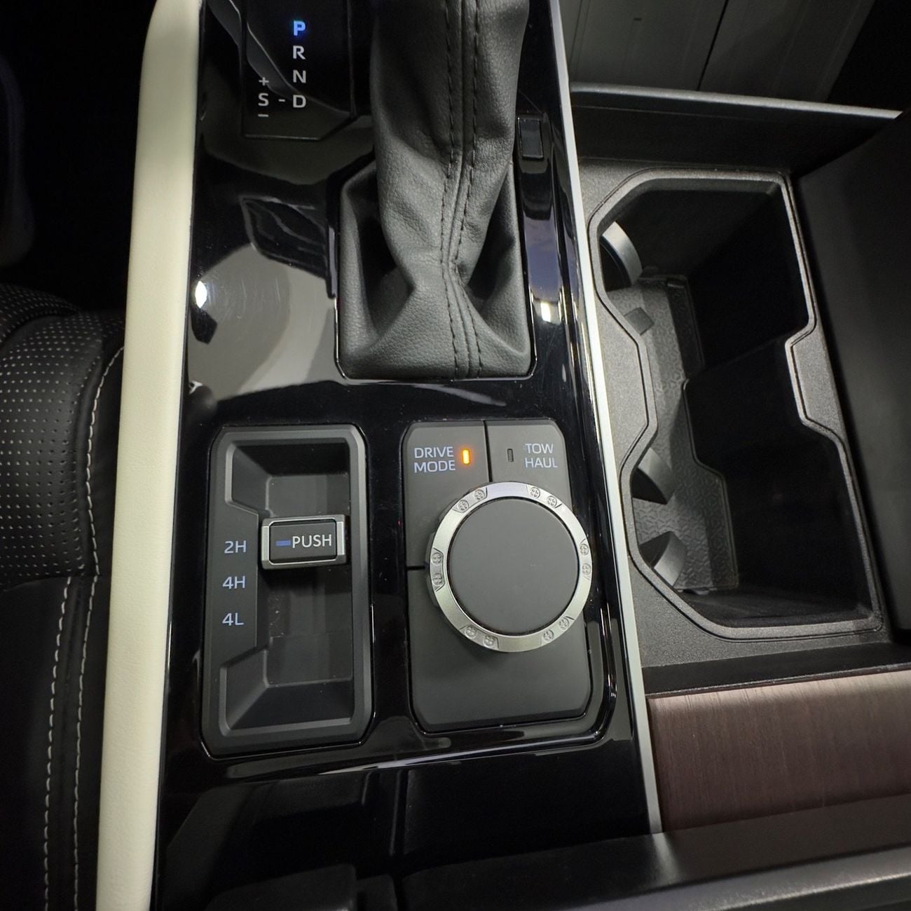 Toyota Sequoia Capstone