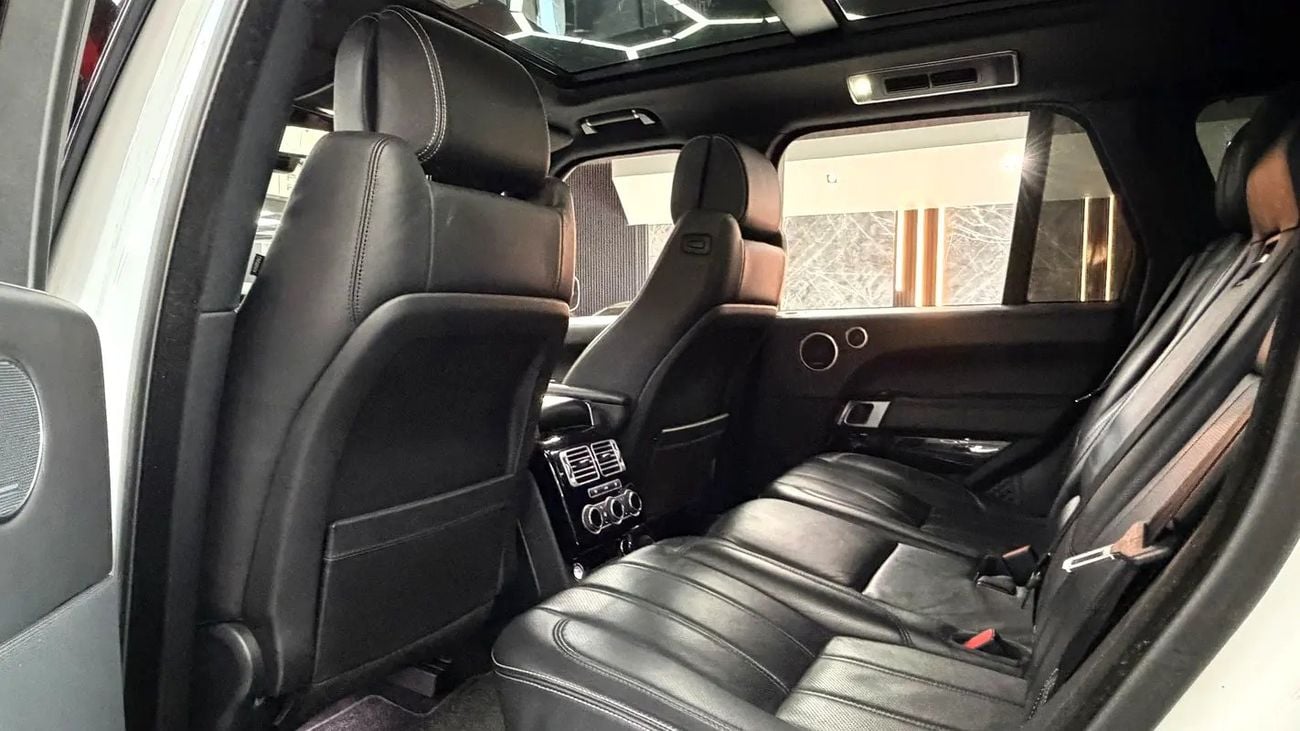 Land Rover Range Rover GCC V8 SUPERCHARGER LOW KM WARRANTY ALSO AVAILABLE