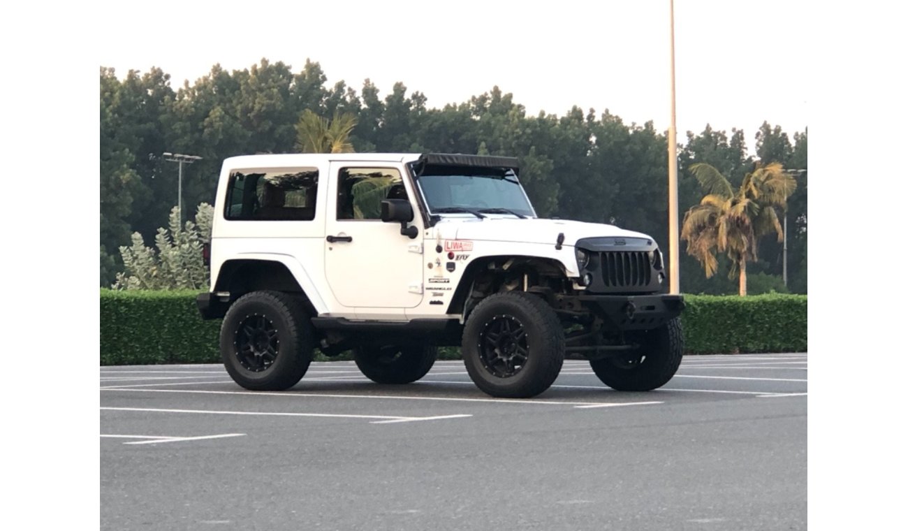 Jeep Wrangler Sport MODEL 2016  original paint GCC car perfect condition inside and outside full option one  owner