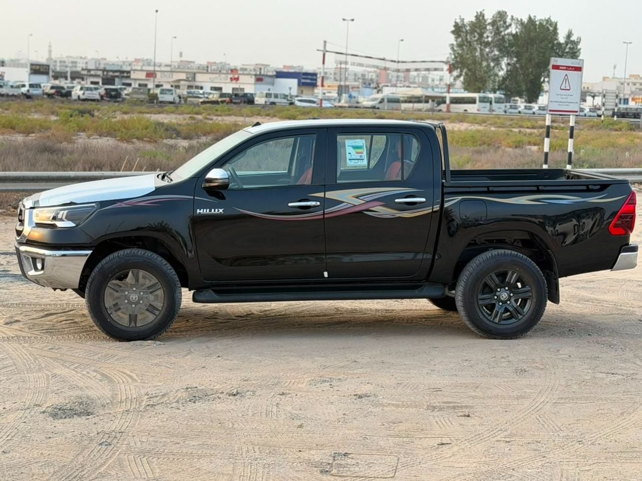 تويوتا هيلوكس GLX FULL PUSH START 2026