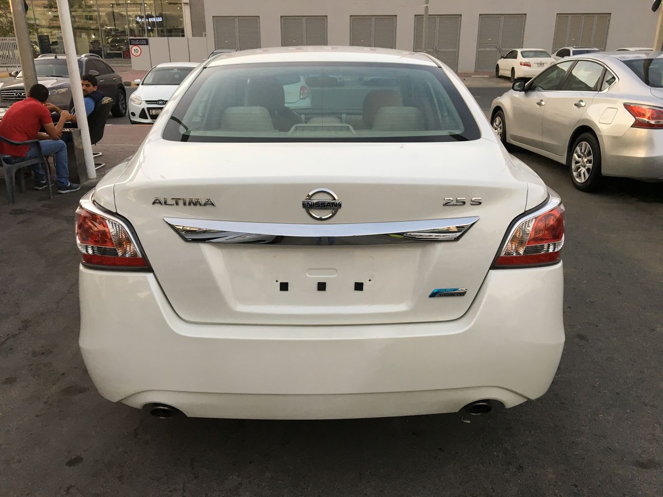 نيسان ألتيما نحن نقدم : * خدمات تمويل السيارات على البنوك * ضمان ممدد * خدمات التسجيل / التصدير
