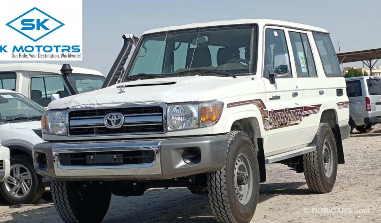 Toyota Land Cruiser 70 4.5L V8 Diesel, M/T, Chrome Mirror With Wooden Interior (70 Series) 2023
